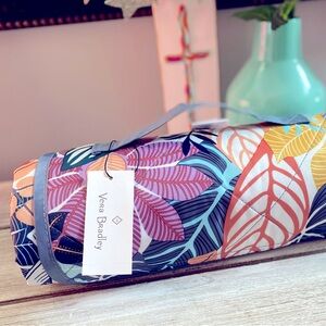 Vera Bradley Picnic Blanket Large w Carrying Handle ✨ Palm Floral